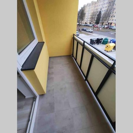 Moderne Studio S Bezplatnym Parkovanim مارتون المظهر الخارجي الصورة